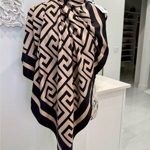 Aldo Black and Tan Geometric Scarf